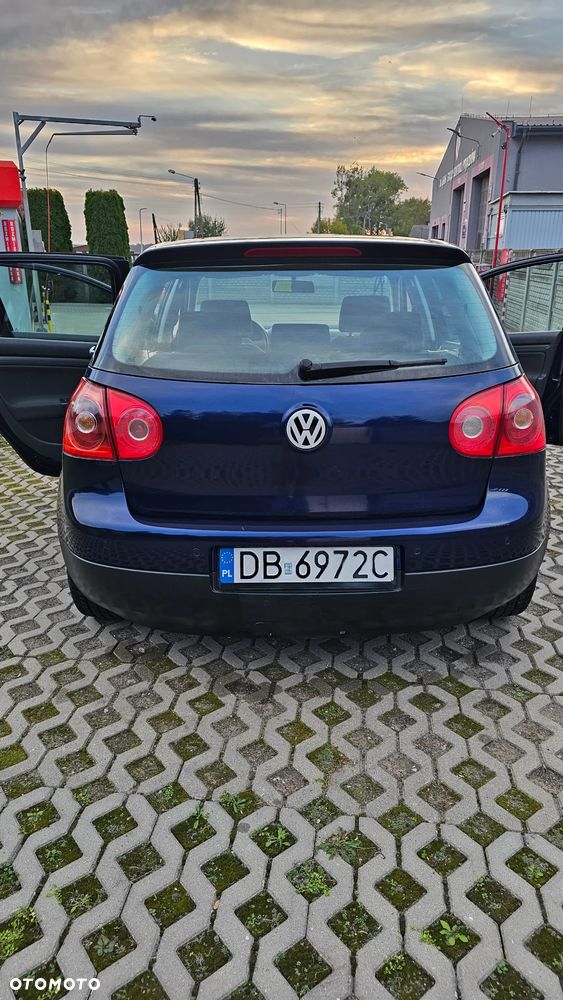 Volkswagen Golf 1.4 FSI Comfortline - 11