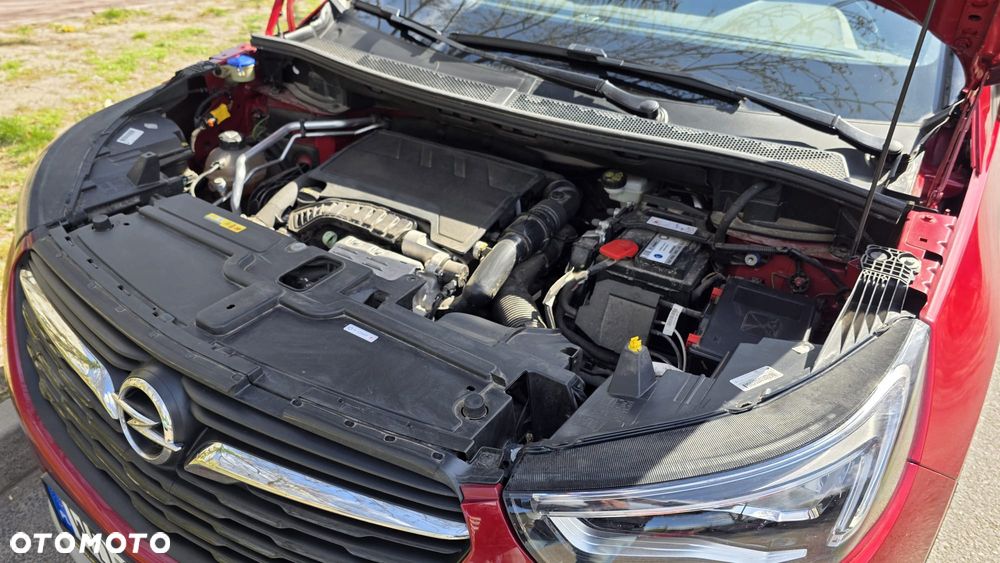 Opel Grandland X 1.2 T GPF Design&Tech S&S - 8