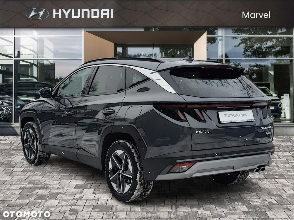 Hyundai Tucson - 4