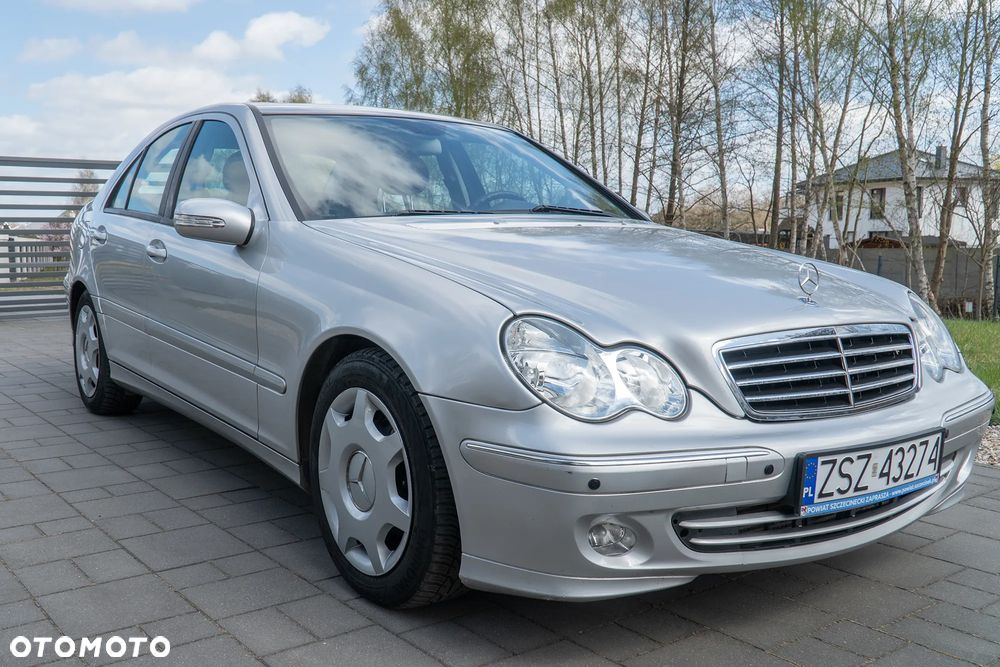Mercedes-Benz Klasa C 200 Kompressor Automatik Classic - 1