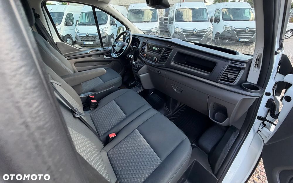 Ford TRANSIT CUSTOM VAN 300L MODEL L2H1 Long VAT-1 Cięż. 3 osobowy SILNIK 2.0 130KM Euro-6 DUŻA ŁADOWNOŚĆ 1086kg DMC 3000kg Homologacja na hak 2800kg ZABUDOWA PAKI! Niski przebieg TYLKO 93tys.km! - 37