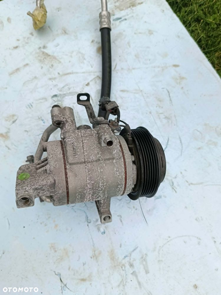 SPRĘŻARKA KLIMATYZACJI HYUNDAI I10 III 1.0 97701-K7000 - 2