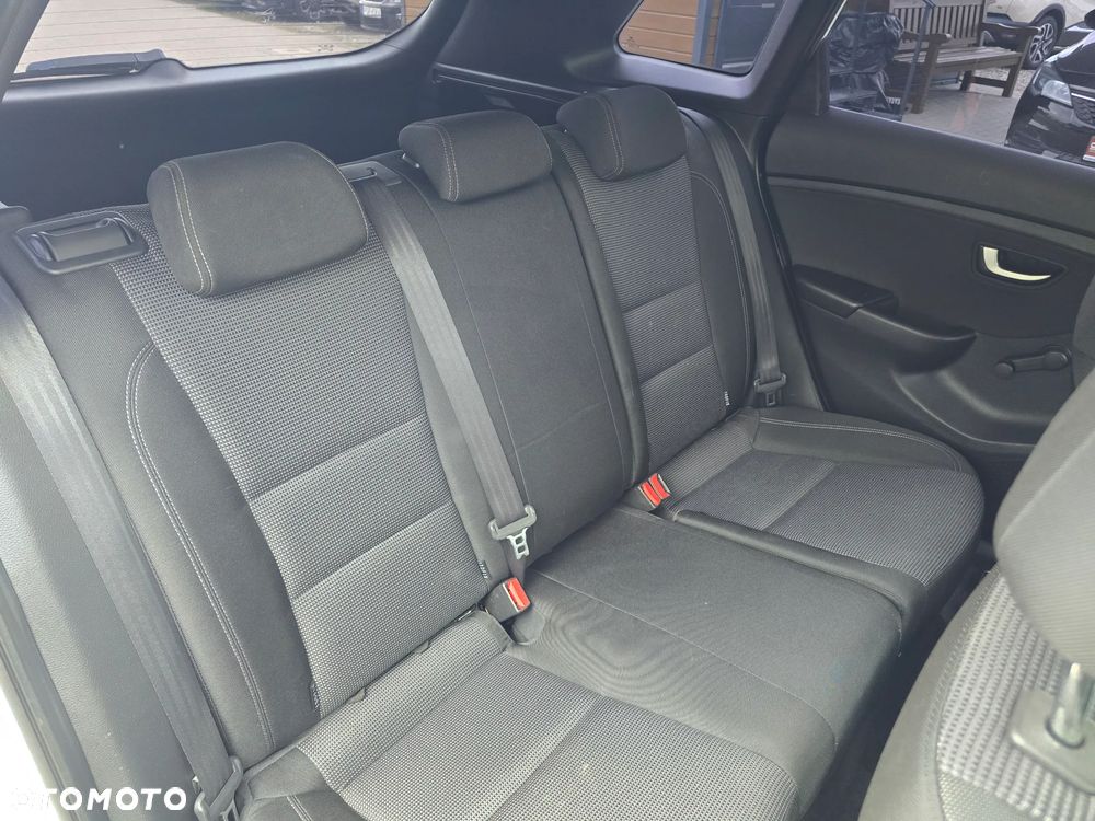 Hyundai i30 - 14