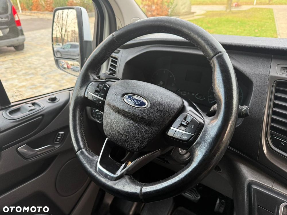 Ford Tranzit Custom - 18