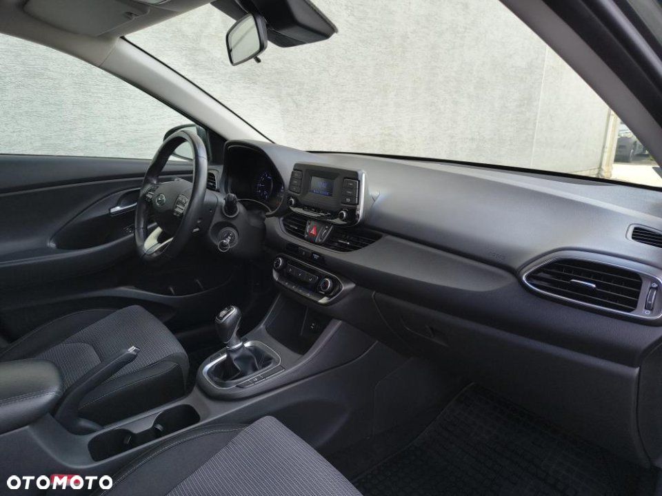 Hyundai i30 - 22