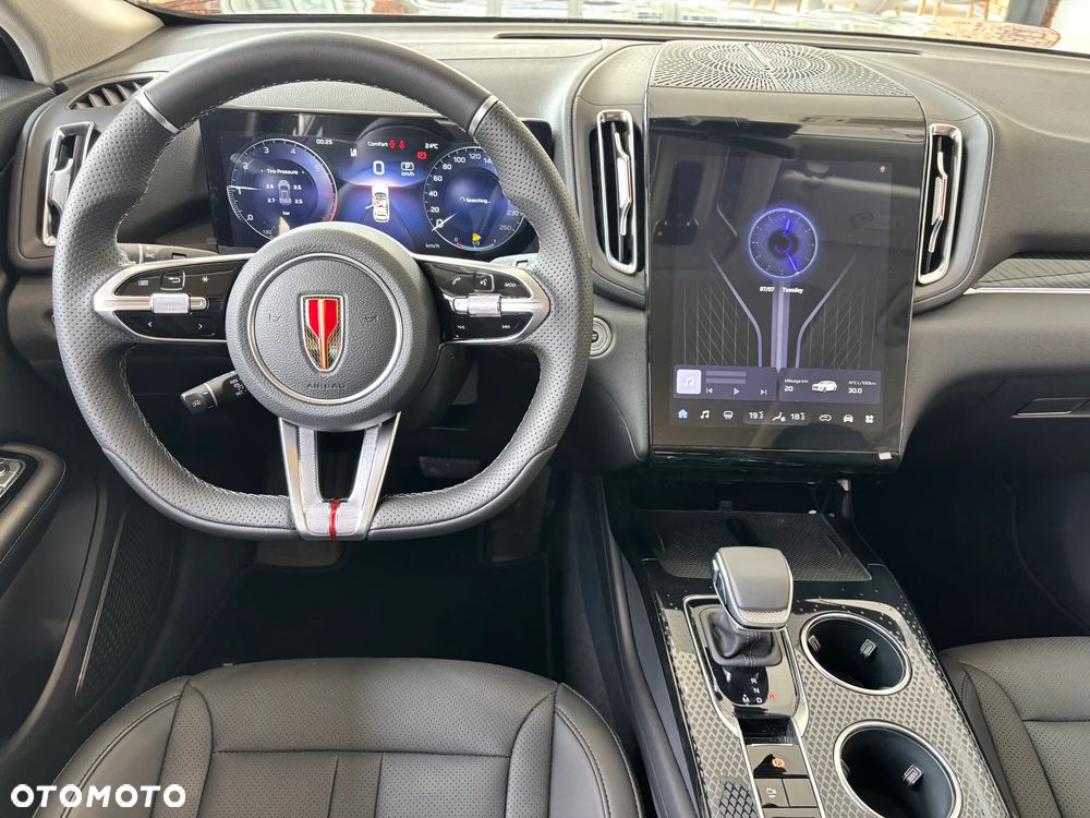 Hongqi HS3 1.5T FWD - 13