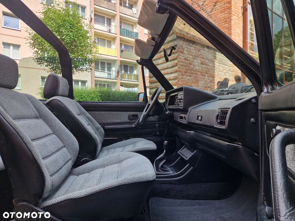 Volkswagen Golf - 9