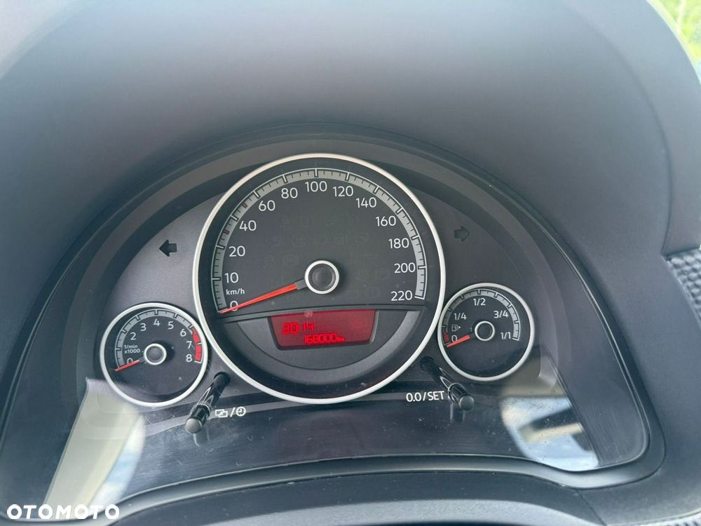 Volkswagen up! - 13