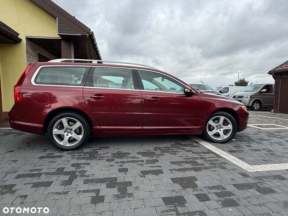 Volvo V70 2.0 Momentum - 6