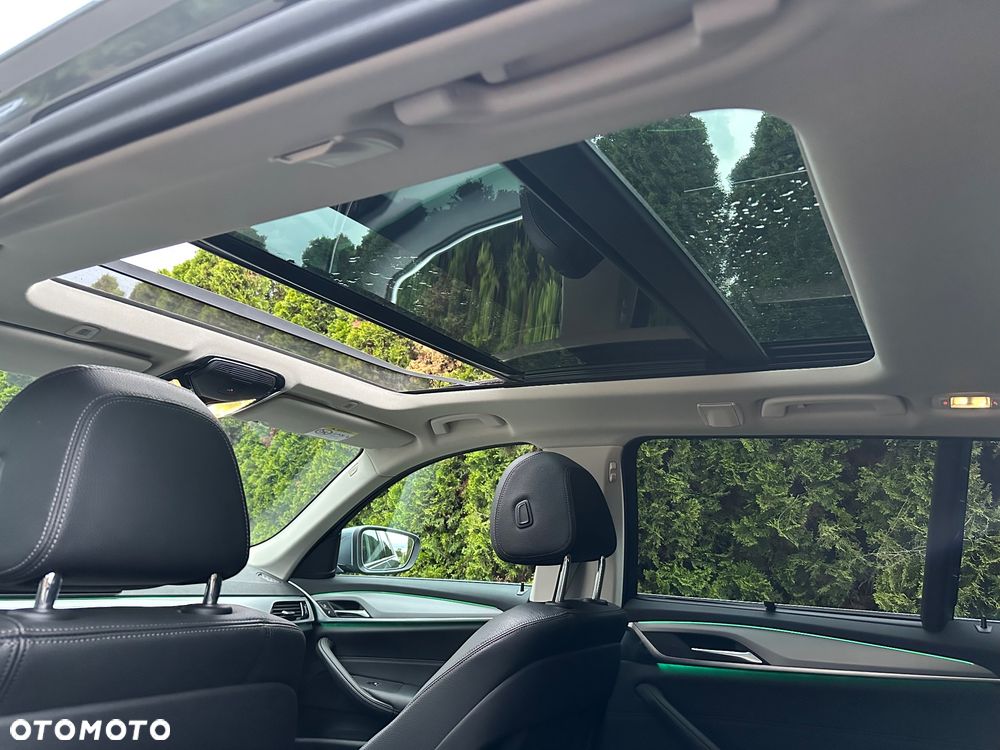BMW Seria 5 520d Luxury Line sport - 31