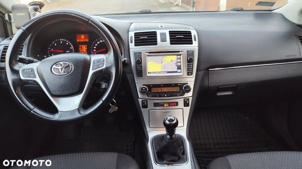 Toyota Avensis 2.0 D-4D Edition (2014) - 8