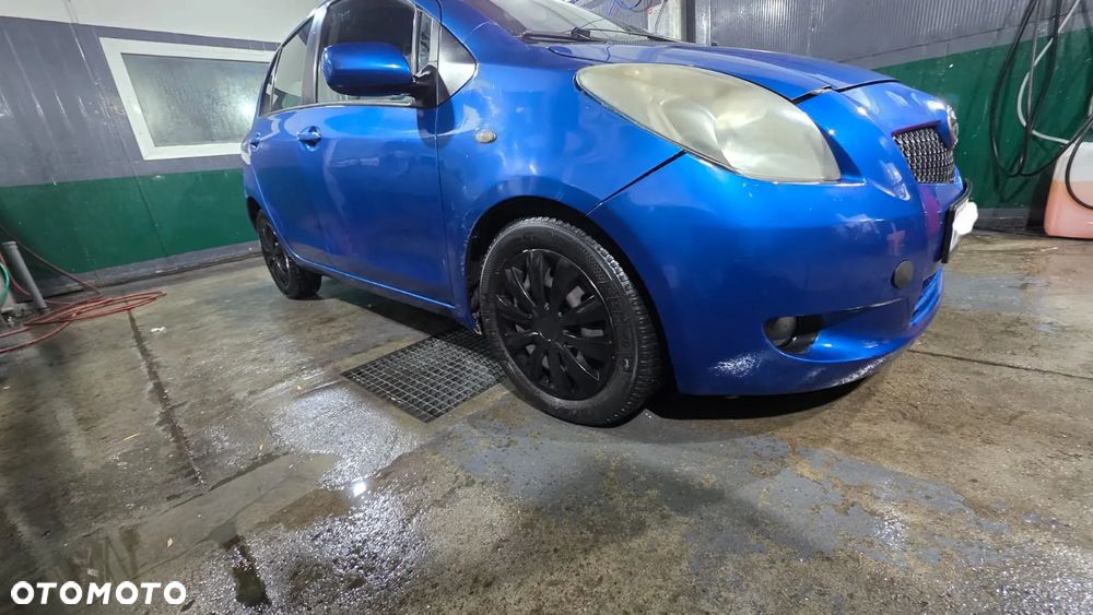 Toyota Yaris 1.4 D-4D Executive - 5