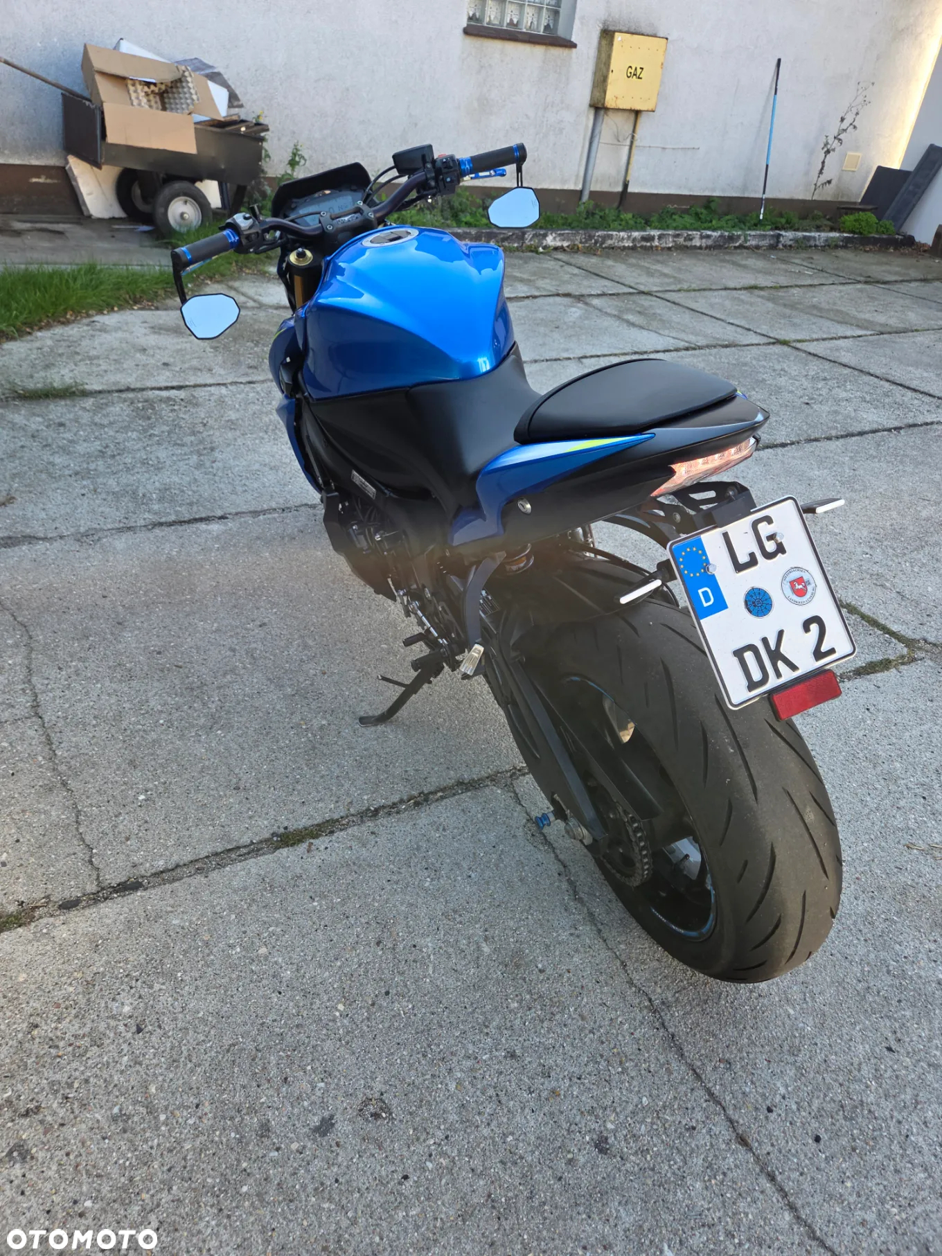 Suzuki GSX 1000 - 8