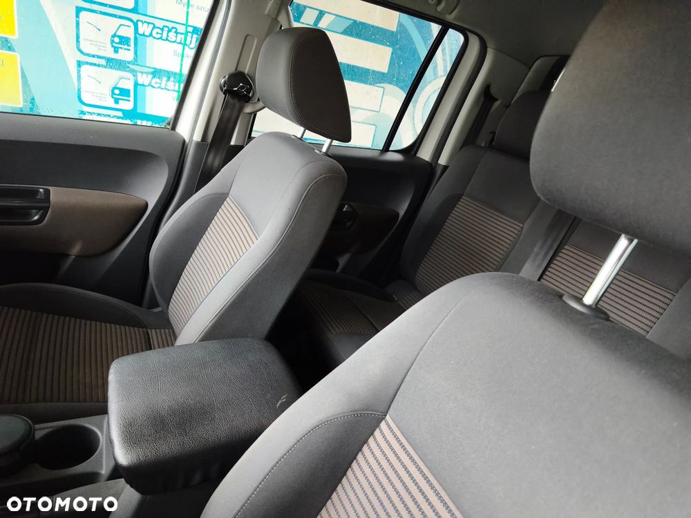 Volkswagen Amarok 2016 photo 3