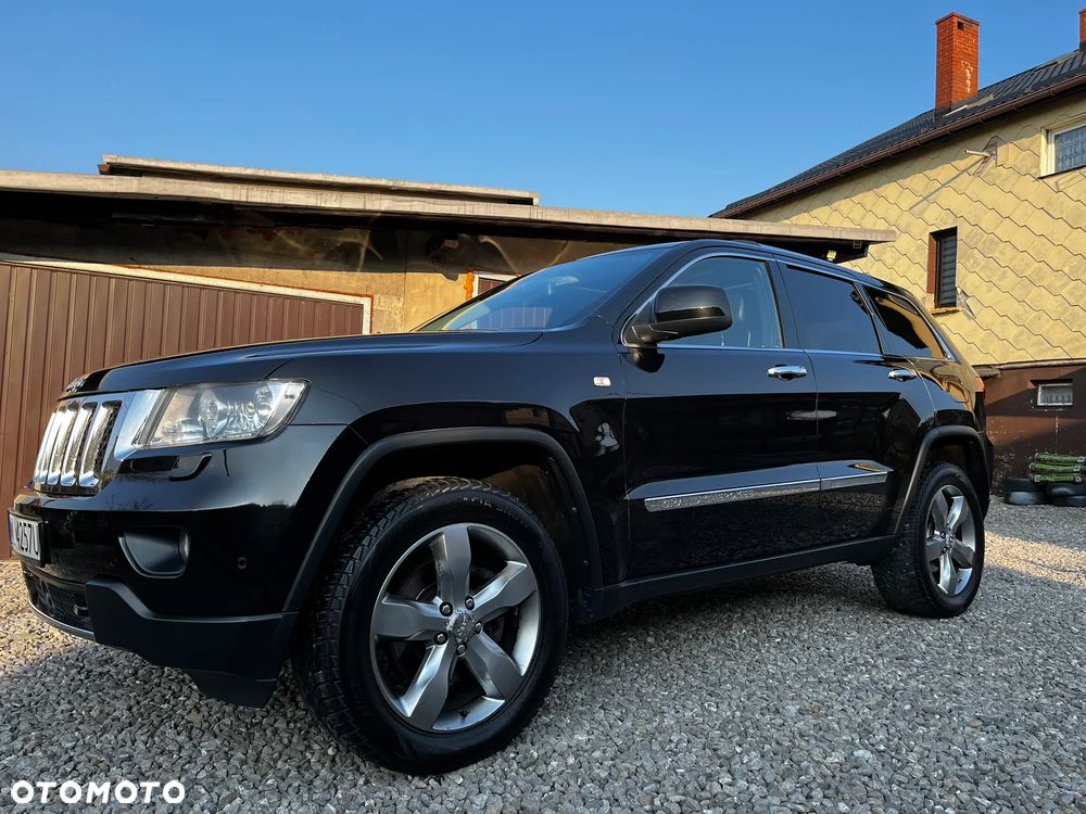 Jeep Grand Cherokee - 11