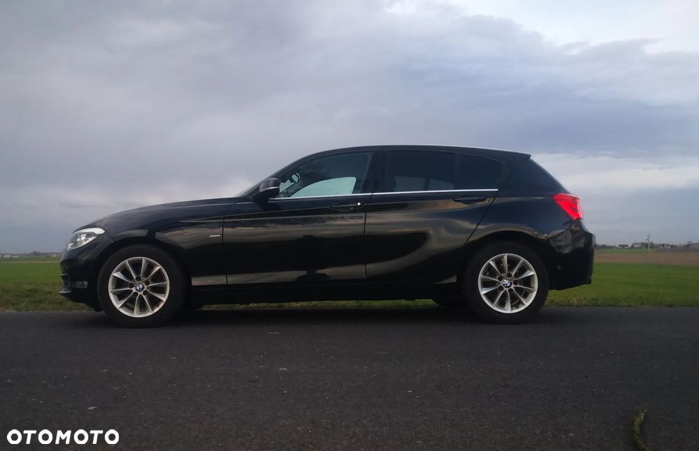 BMW Seria 1 120d Sport-Aut Sport Line - 4