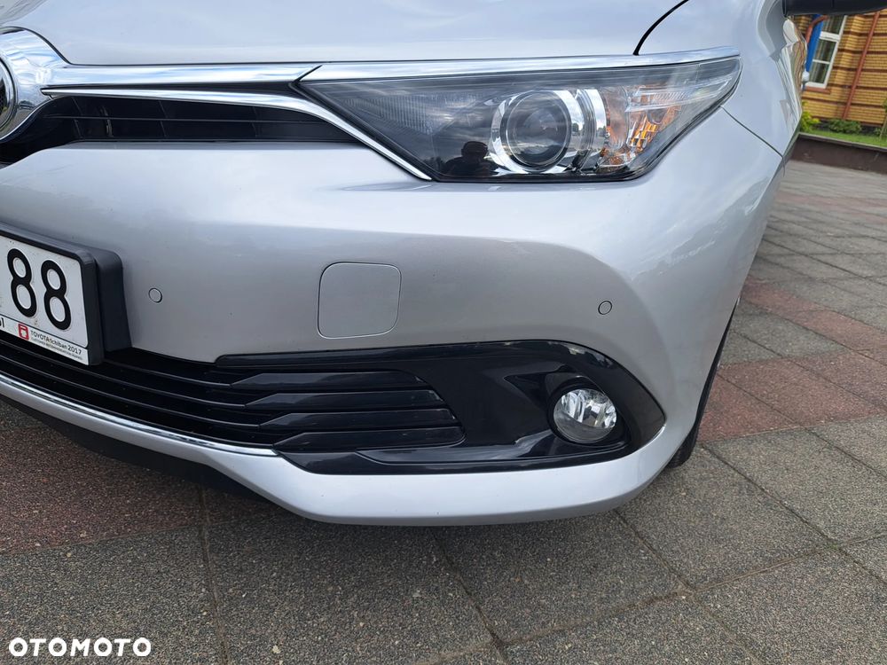 Toyota Auris - 10