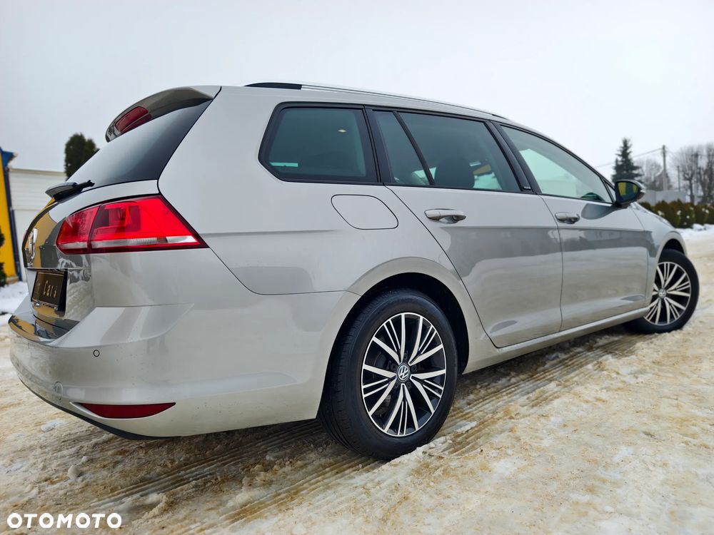 Volkswagen Golf 2.0 TDI BlueMotion Technology Allstar - 38