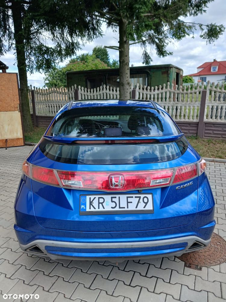 Honda Civic 1.8 Comfort - 14