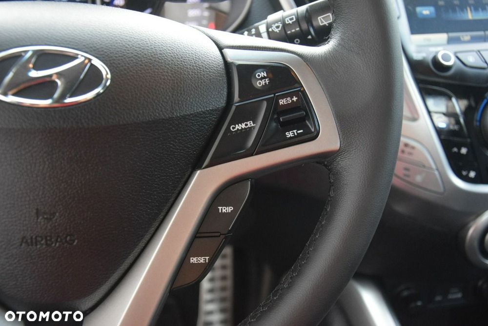 Hyundai Veloster 1.6 GDI Premium - 21