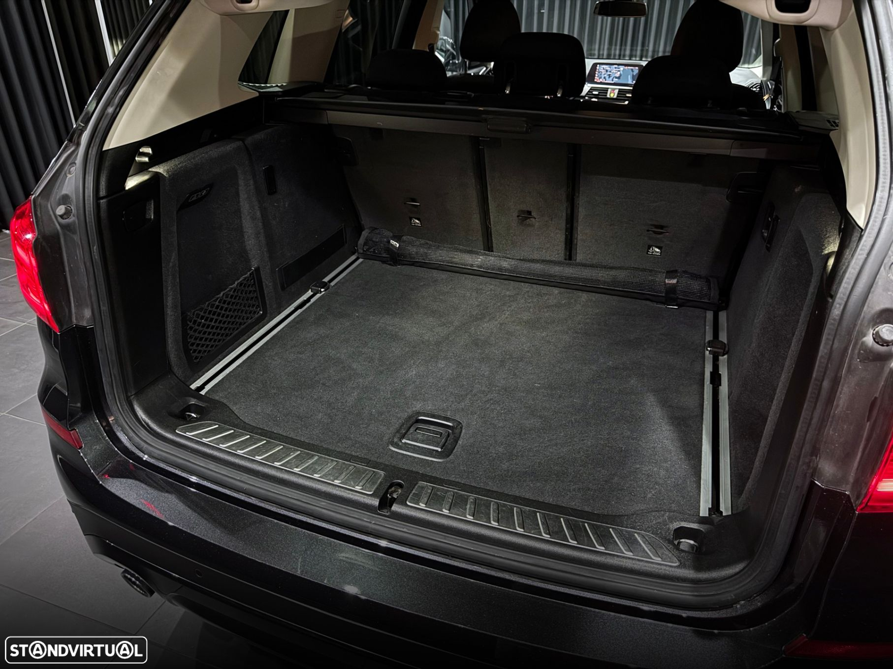 BMW X3 18 d sDrive Ed. L.Style Auto - 44