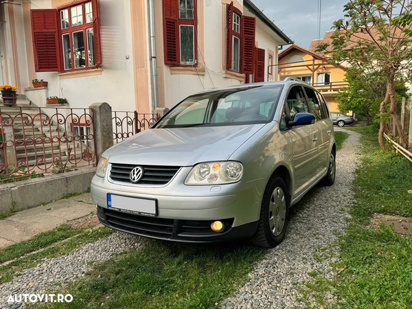 Volkswagen Touran 2.0 TDI DPF BlueMotion Technology DSG Highline