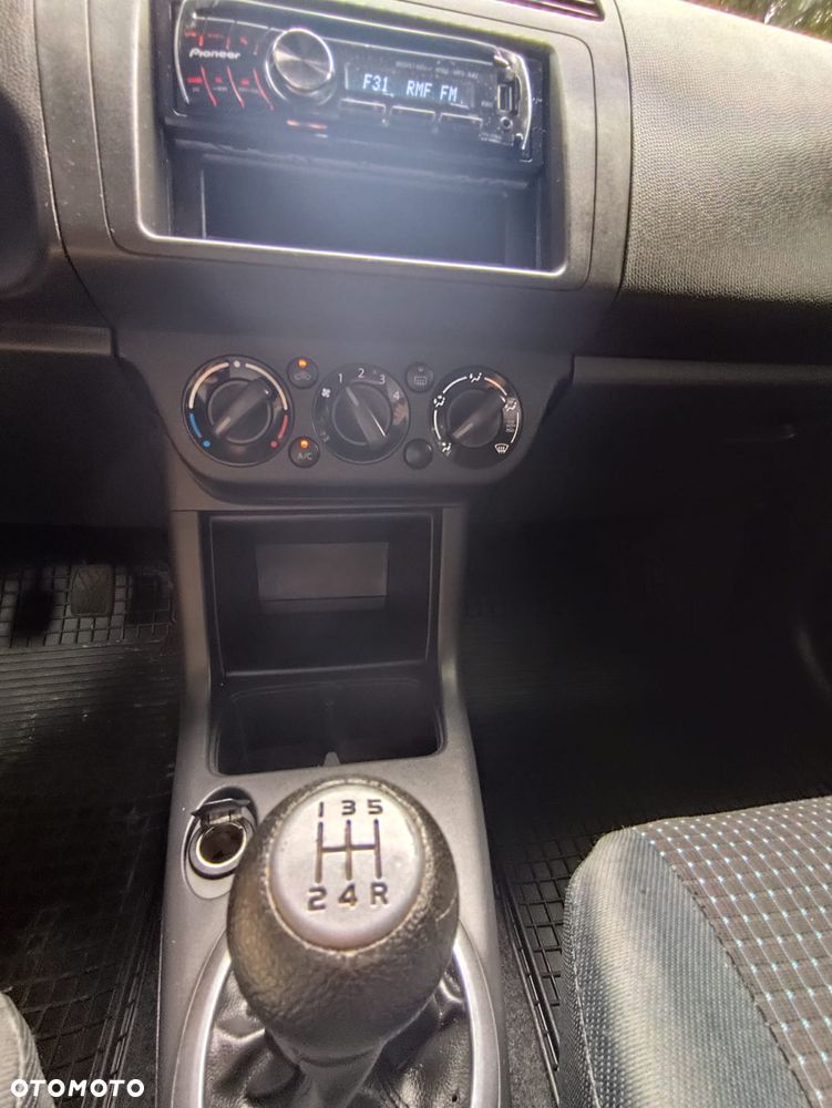 Suzuki Swift 1.3 Classic - 12