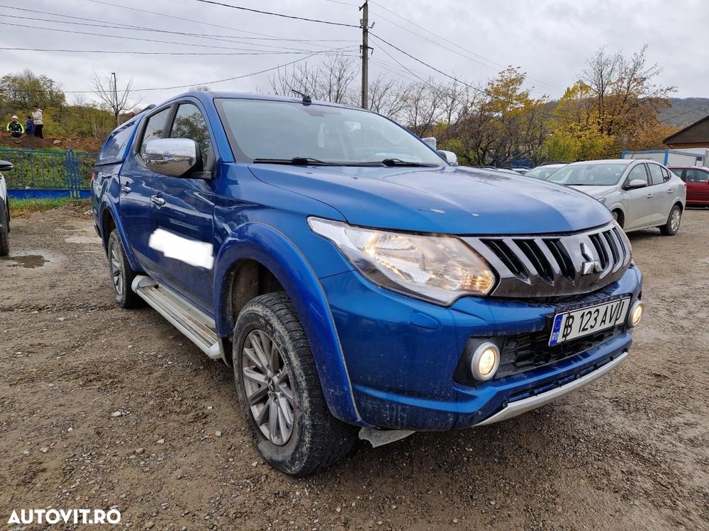 Mitsubishi L200 Double Cab M/T Invite - 27
