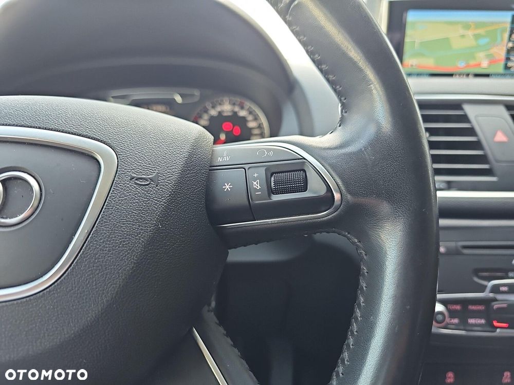 Audi Q3 2.0 TDI - 16