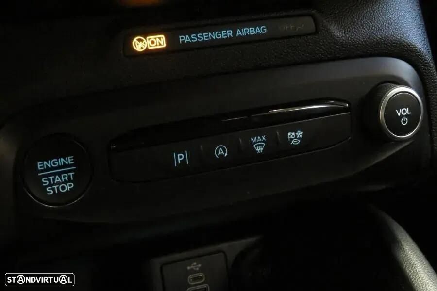 Ford Focus 1.0 EcoBoost MHEV ST-Line - 15