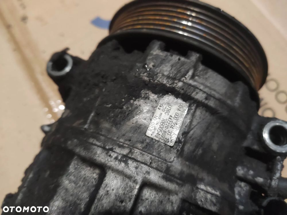 CC Kompresor Klimatyzacji Mercedes ML w163 2.7 CDI INNE A0002343111 - 3