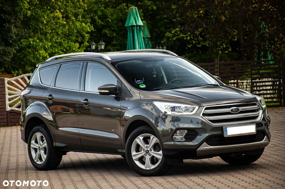 Ford Kuga 1.5 EcoBoost 4WD Titanium - 11