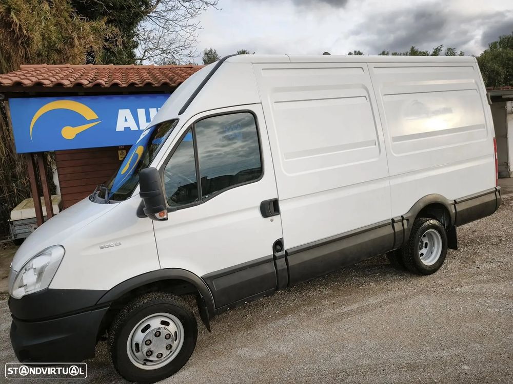 Iveco DAILY 3.0 HPI C50C15 145CV Iva Dedutível - 2