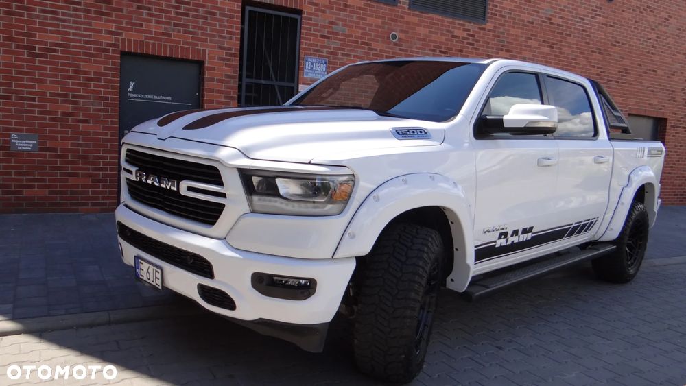 RAM 1500 5.7 eTorque Crew Cab Shortbed Bighorn Sport - 8