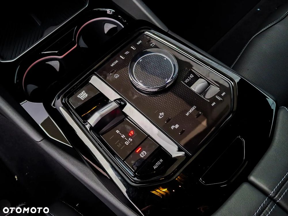 BMW Seria 5 540d xDrive mHEV M Sport - 25