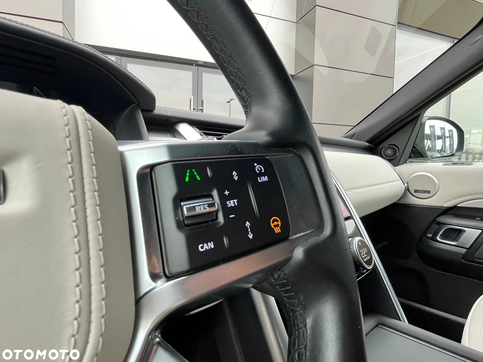 Land Rover Discovery - 16