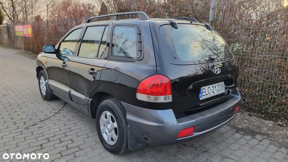 Hyundai Santa Fe 2.4 GLS 2WD - 27