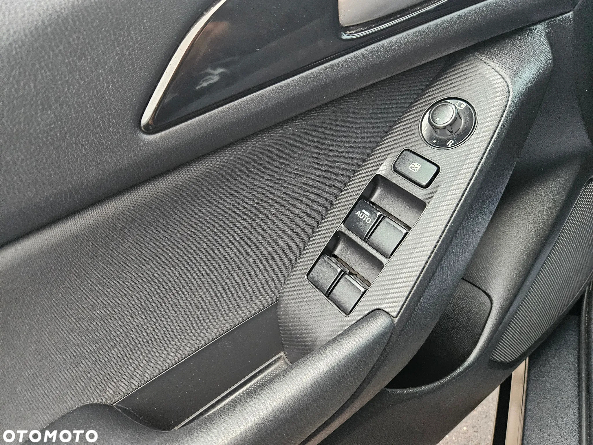 Mazda 3 SKYACTIV-G 120 Exclusive-Line - 27