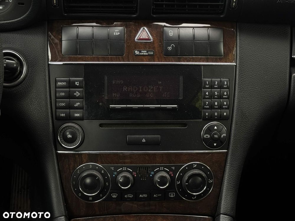 Mercedes-Benz Klasa C 220 T CDI Elegance - 13