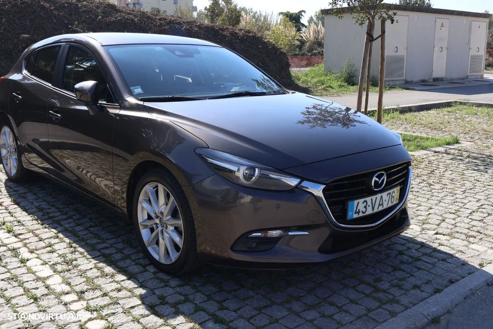 Mazda 3 Hatchback 1.5 Sky-D Excellence Navi - 3