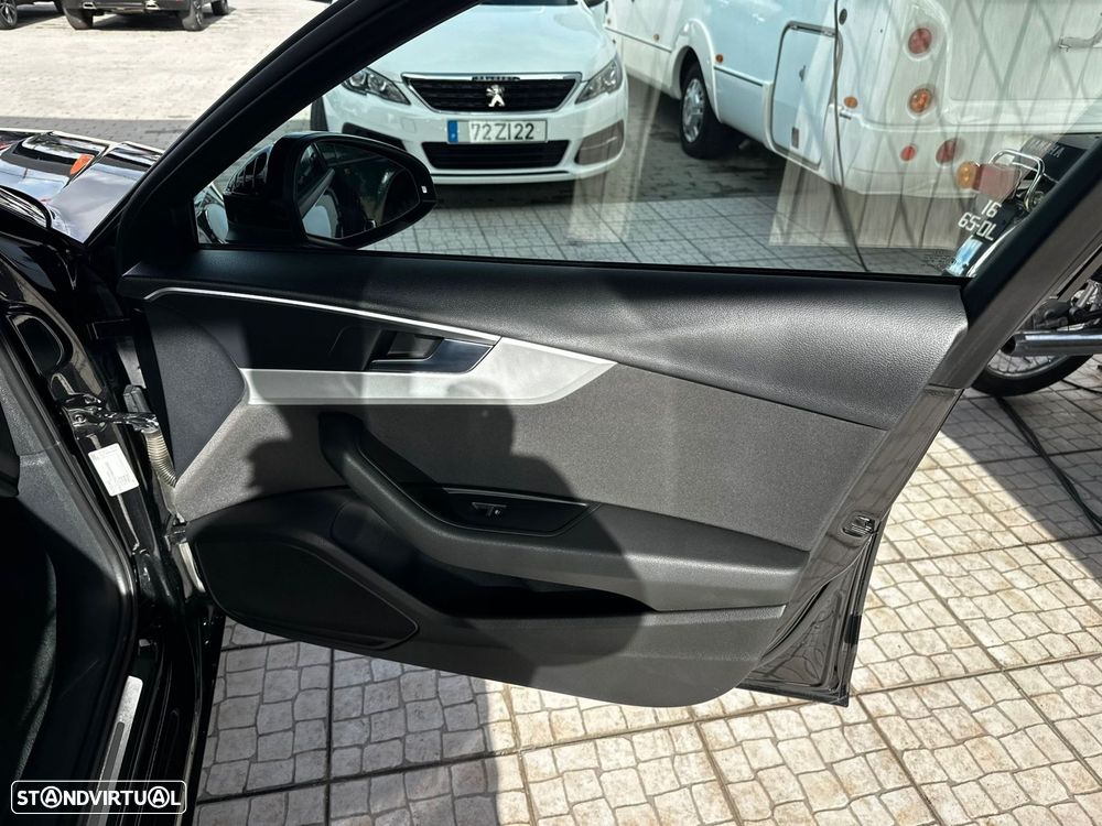 Audi A4 2.0 TDI Business Line - 19