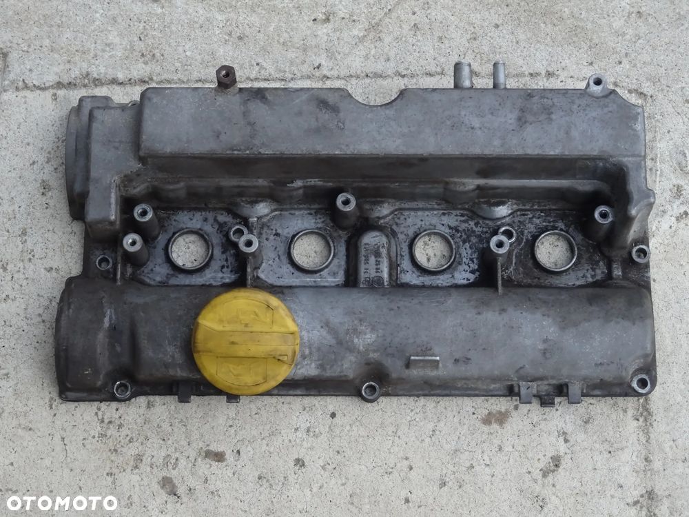 POKRYWA ZAWORÓW GŁOWICY WAŁKÓW SILNIKA OPEL VECTRA C SIGNUM ASTRA H ZAFIRA B 1,8 Z18XE - 1