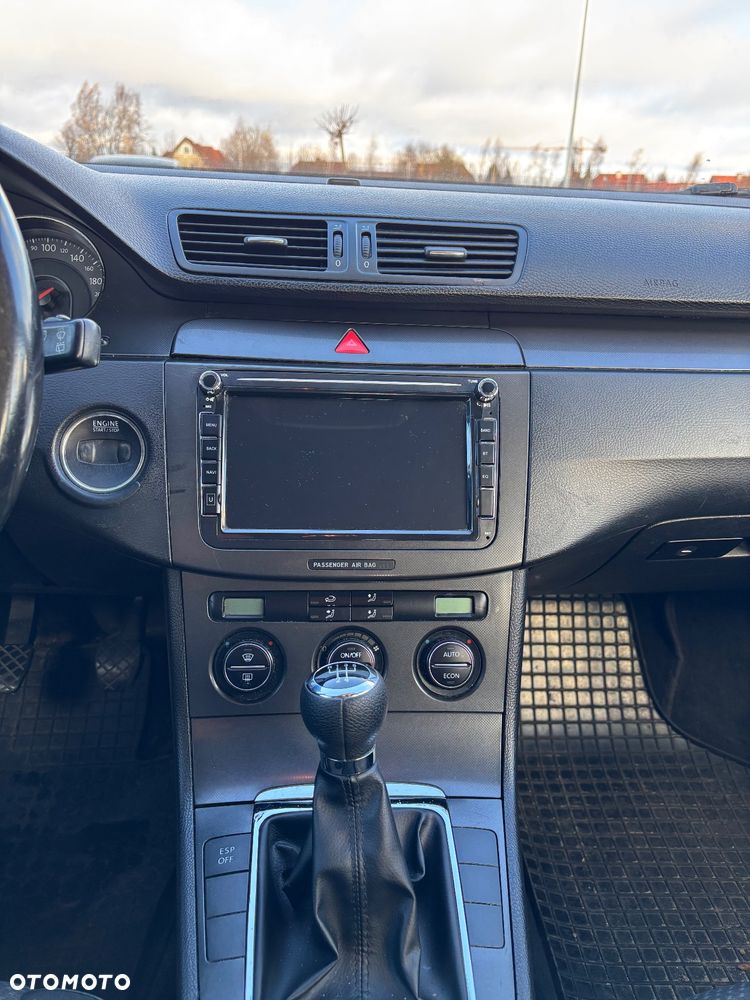 Volkswagen Passat 1.9 TDI Trendline - 8