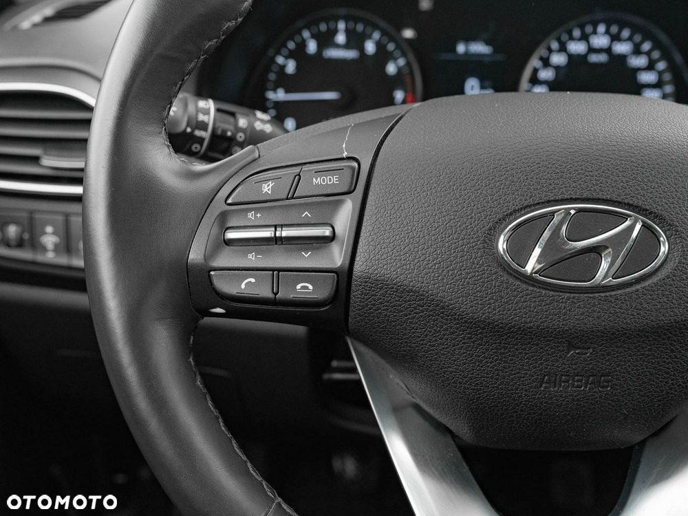 Hyundai i30 1.5 DPI Classic + - 15