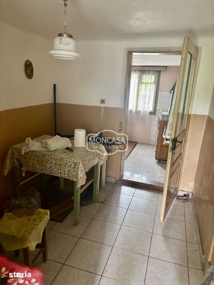 Casa batraneasca zona Popa Sapca, cu teren 1335 mp - Imagine principală: 2/10
