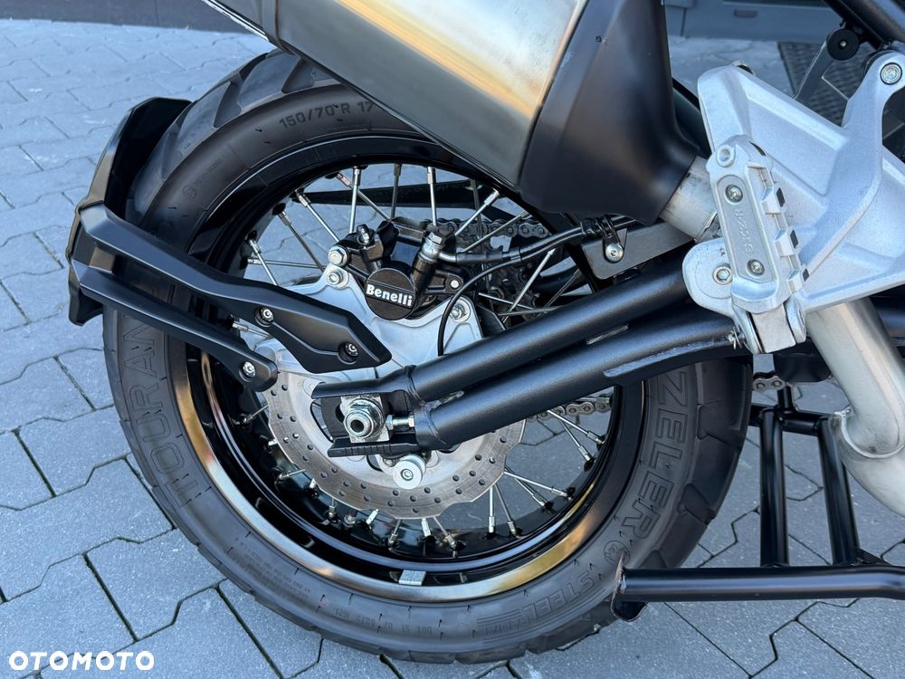 Benelli TRK 502X - 13
