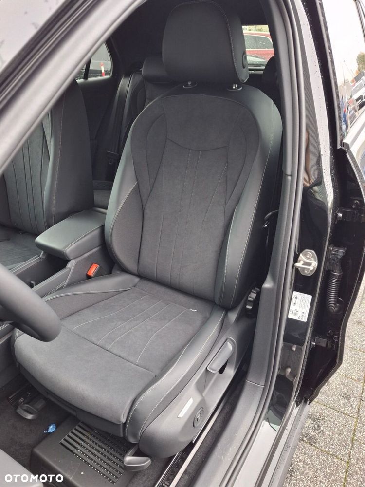 Volkswagen T-Roc 1.5 eTSI Style DSG - 12