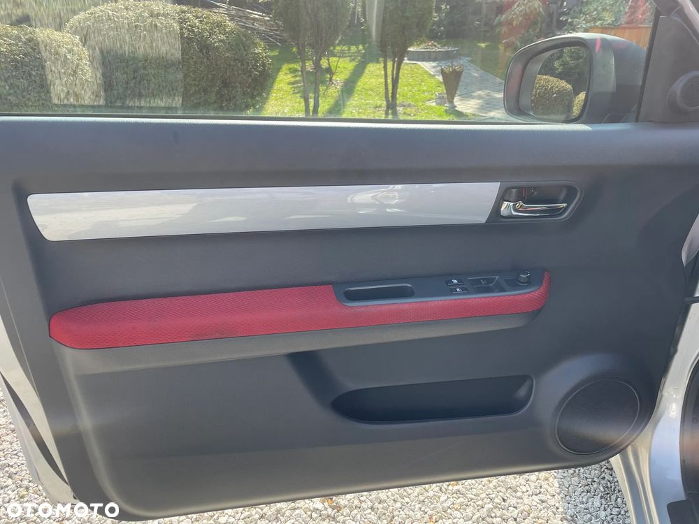 Suzuki Swift 1.6 Sport - 19