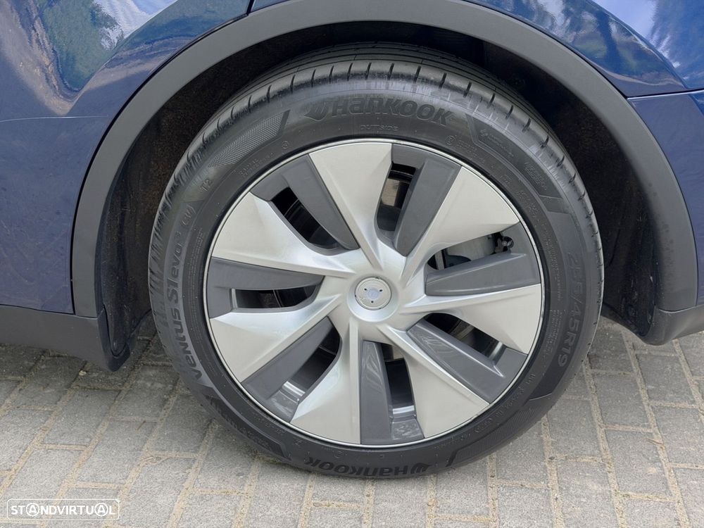 Tesla Model Y Tração Traseira - 45