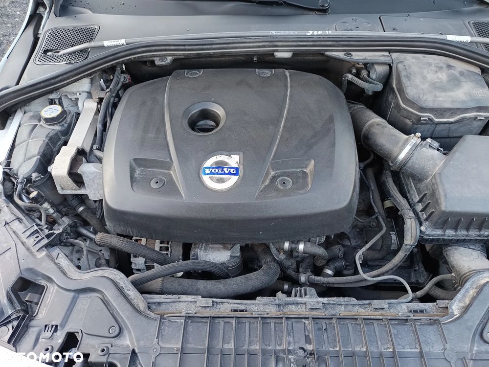 Volvo S60 T5 Momentum Pro - 12